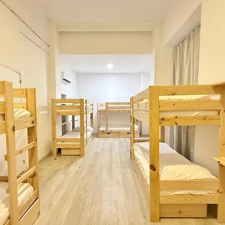 Merced Hostel