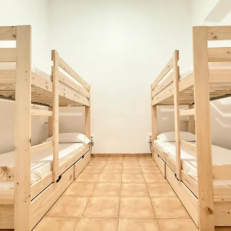Merced Hostel