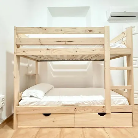 Merced Hostel